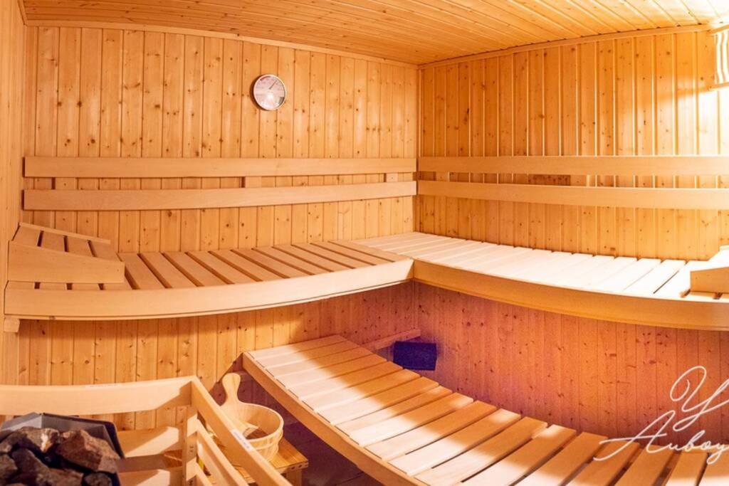 Chalet La Calougeotte, Jardin, Spa Et Sauna Prives Le Menil ภายนอก รูปภาพ