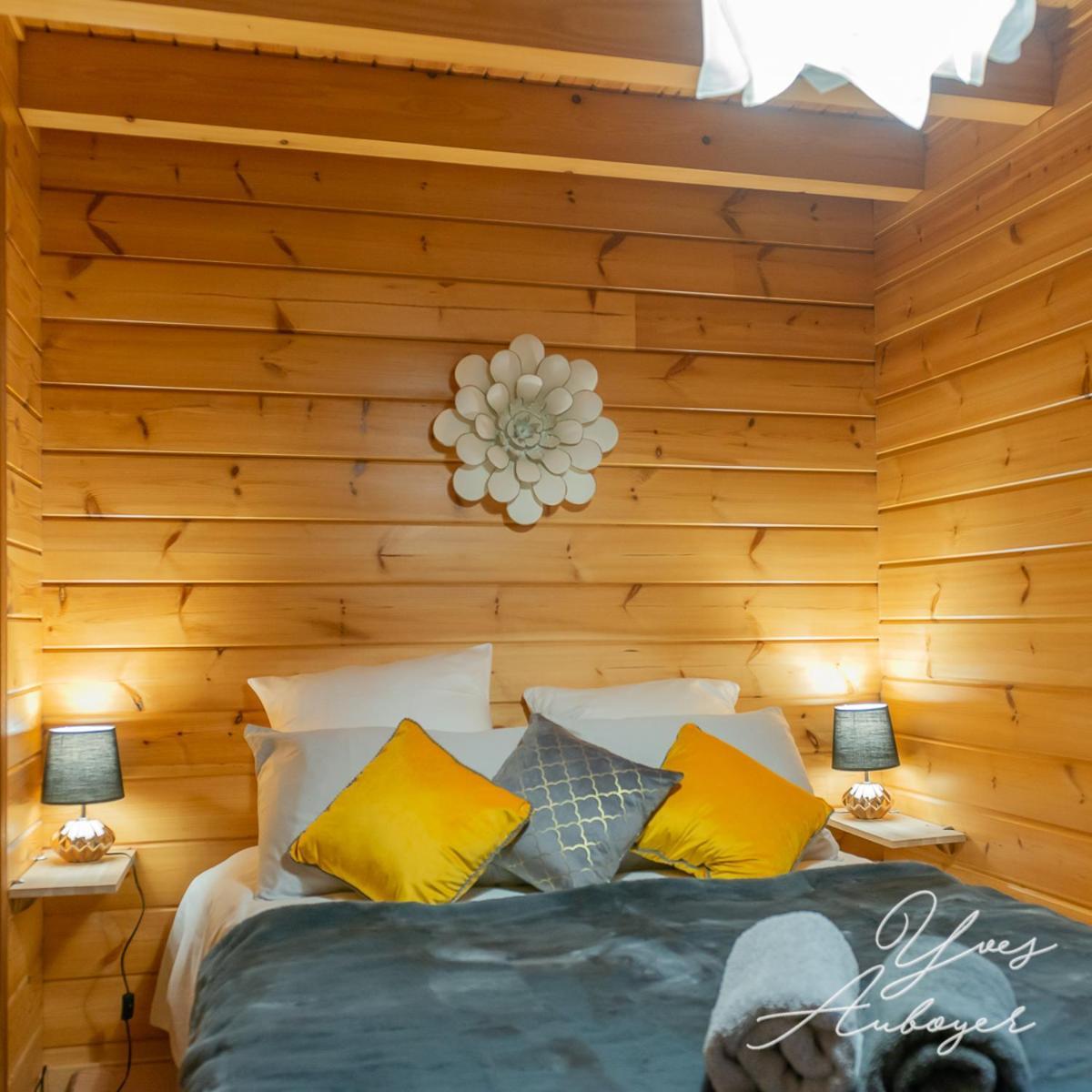 Chalet La Calougeotte, Jardin, Spa Et Sauna Prives Le Menil ภายนอก รูปภาพ